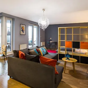 Designomania - Nadwiślańska 11 Kraków