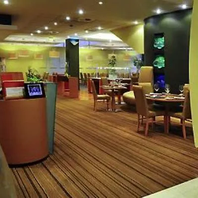 Novotel Krakow Centrum מלון